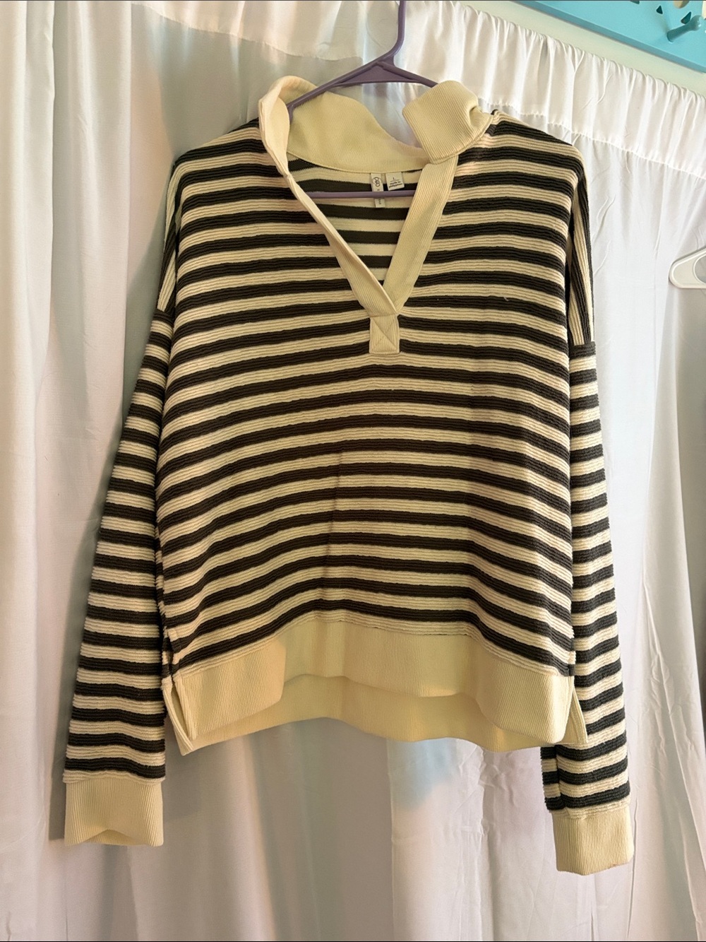 Cato Striped V-Neck Sweater in Cream and Black